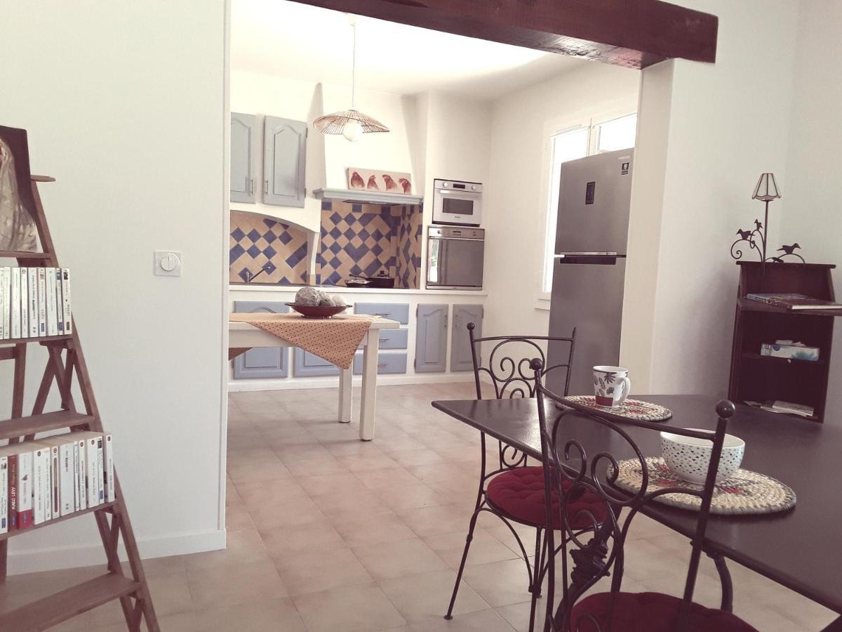 Вилла La Bonbonne En Provence Travaillan Экстерьер фото